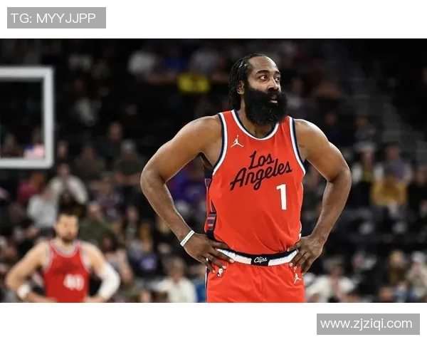 哈登庆祝总得分前史第10！玩笑喊话杜兰特：告知詹姆斯我们在追逐他